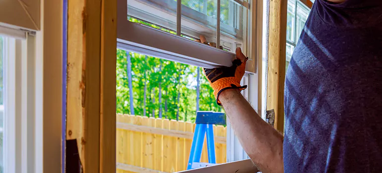 >Bay Window Curtain Rail Track in Pleasant Hill, CA